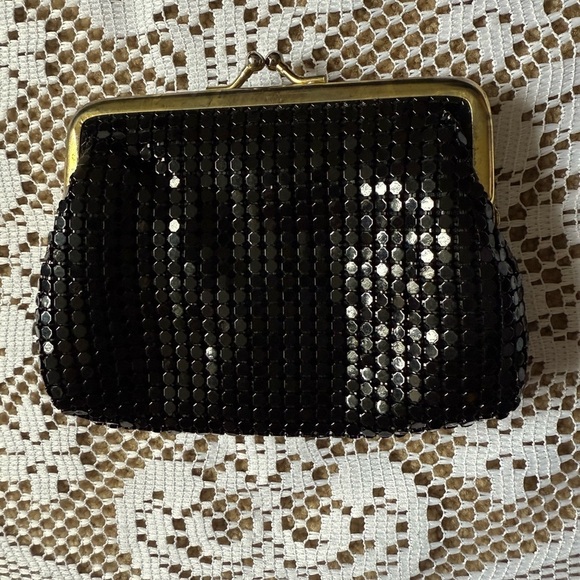 Vintage 1950’s Coin Purse w/ Metal Clasp - Picture 2 of 4